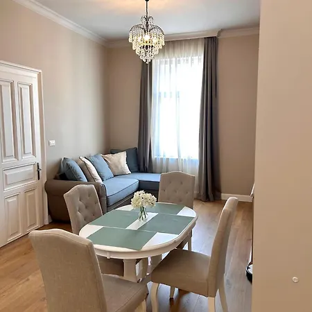 Vibrant L Stylish 2bd In Center * Βάρνα