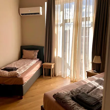 Vibrant L Stylish 2bd In Center * Βάρνα