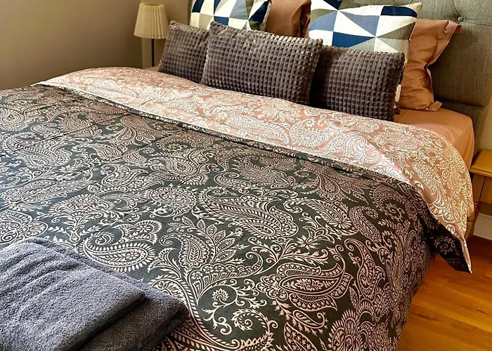 Vibrant L Stylish 2bd In Center Apartament *