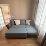 Vibrant L Stylish 2bd In Center Διαμέρισμα