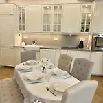Διαμέρισμα Vibrant L Stylish 2bd In Center Βάρνα